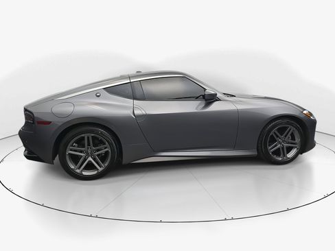 Used 2025 Nissan Z Sport w/ Floor Mat Package image 8