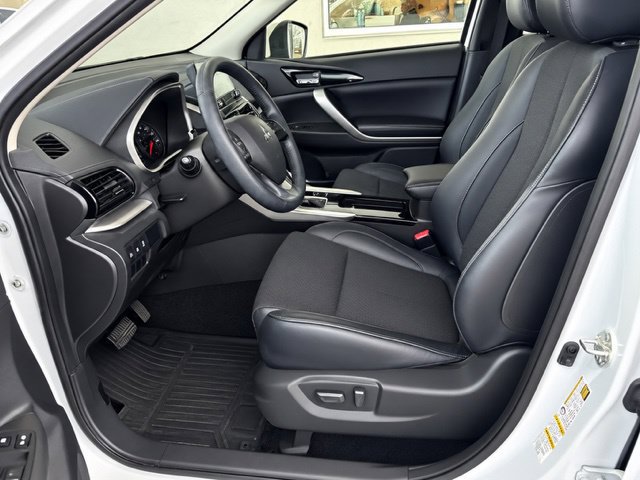 Used 2022 Mitsubishi Eclipse Cross SE AWD/4WD image 11