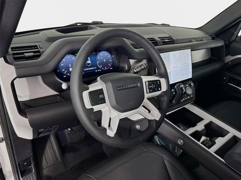 New 2026 Land Rover Defender 110 X-Dynamic SE AWD/4WD image 9