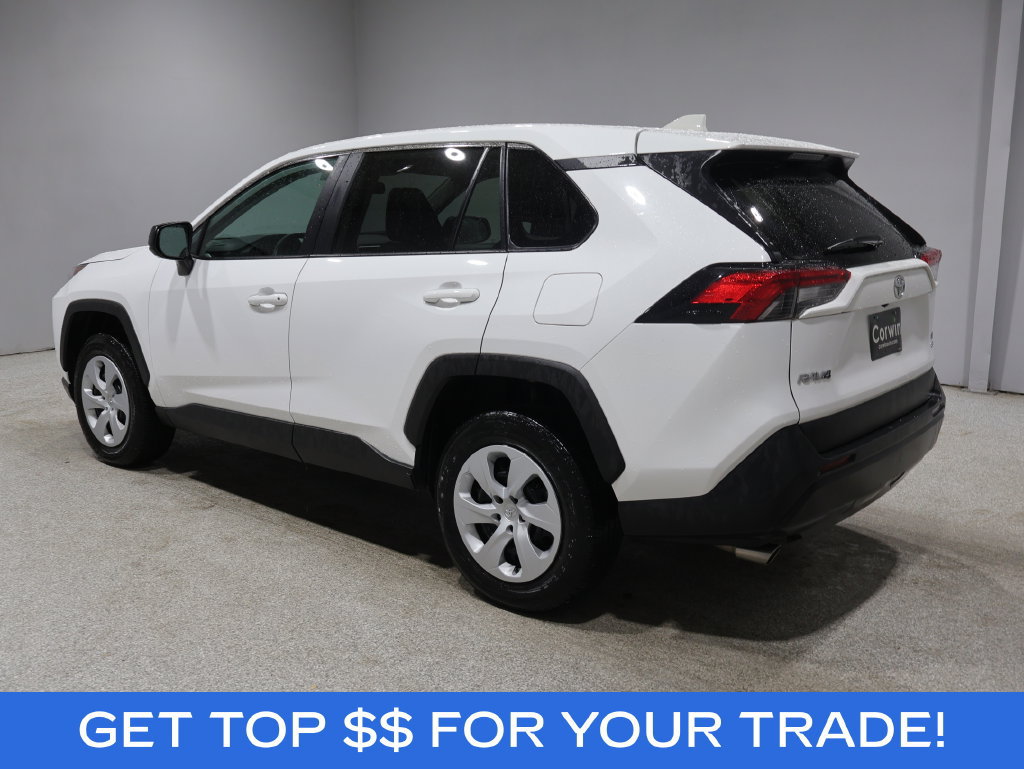 Used 2025 Toyota RAV4 LE AWD/4WD image 4