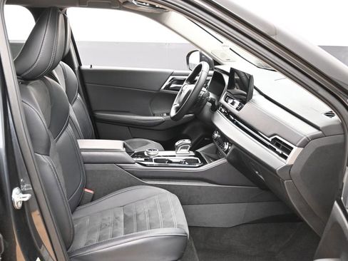 Used 2025 Mitsubishi Outlander SE AWD/4WD image 37