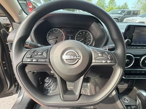 Used 2025 Nissan Sentra S FWD image 24
