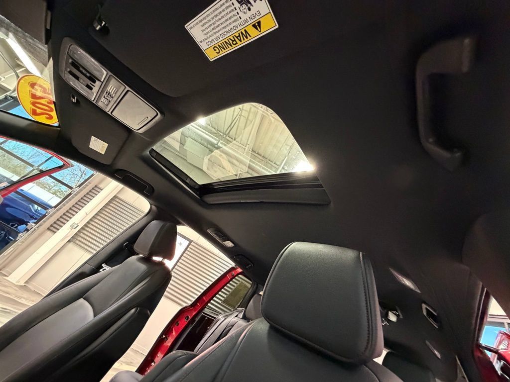 Used 2025 Honda Odyssey Sport-L image 11