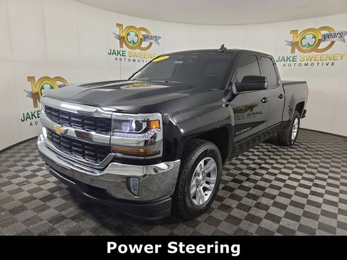 Used 2018 Chevrolet Silverado 1500 LT w/ All Star Edition image 4