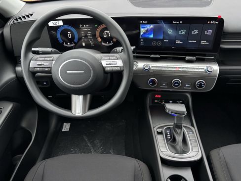 New 2026 Hyundai Kona SE image 15