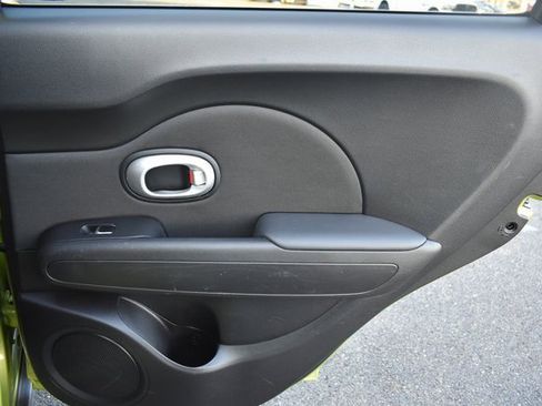 Used 2017 Kia Soul + image 34