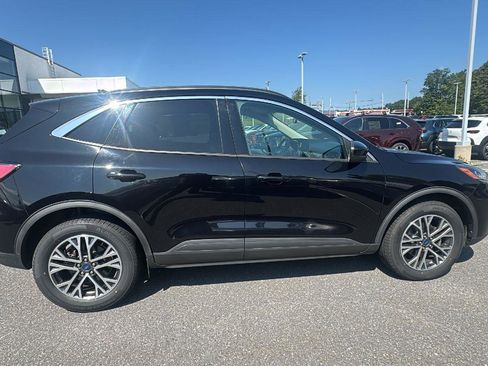 Used 2020 Ford Escape SEL image 8