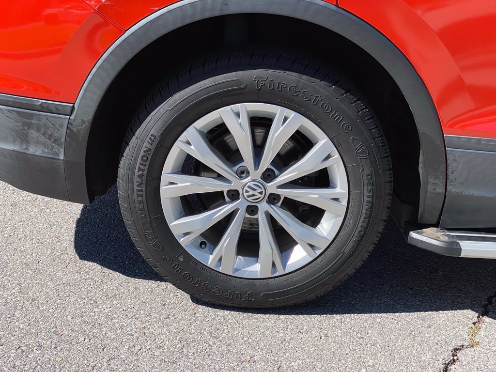 Used 2018 Volkswagen Tiguan S AWD/4WD image 9