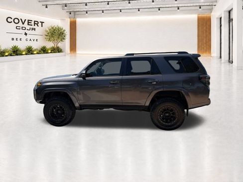 Used 2014 Toyota 4Runner Trail Premium AWD/4WD image 6