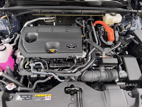 Used 2025 Toyota Crown Signia Limited w/ Advanced Technology Package image 31