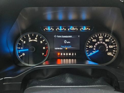 Used 2017 Ford F150 XLT w/ Equipment Group 301A Mid RWD image 14