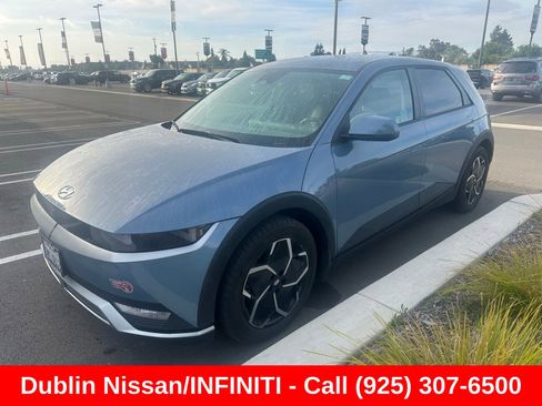 Used 2024 Hyundai Ioniq 5 SE RWD image 2