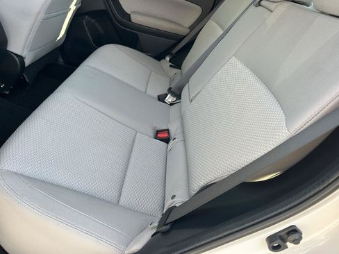 Used 2017 Subaru Forester 2.5i Premium AWD/4WD image 14