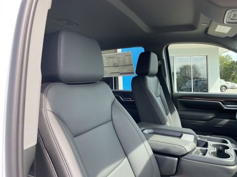 New 2026 Chevrolet Silverado 2500 LT w/ Leather Package AWD/4WD image 25