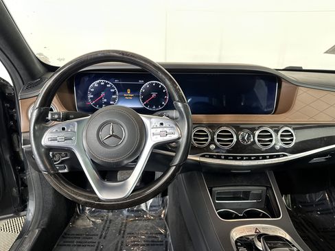 Used 2019 Mercedes-Benz S 560 S 560 image 3