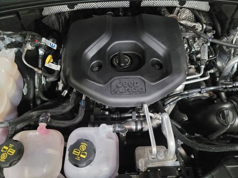 Used 2022 Jeep Grand Cherokee Limited 4xe w/ Luxury Tech Group II image 30