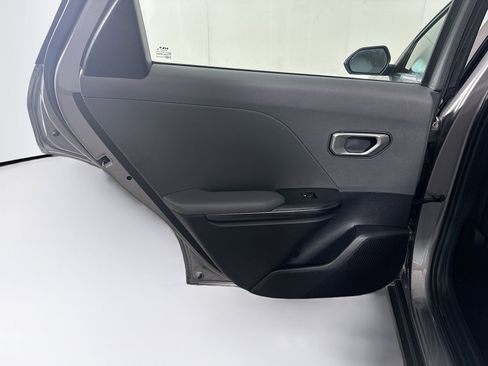 Used 2025 Kia K4 LXS image 26