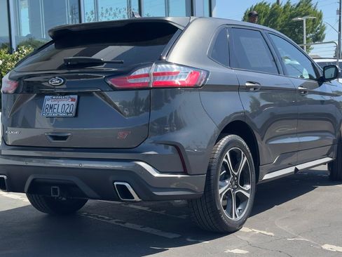 Used 2019 Ford Edge ST AWD/4WD image 3