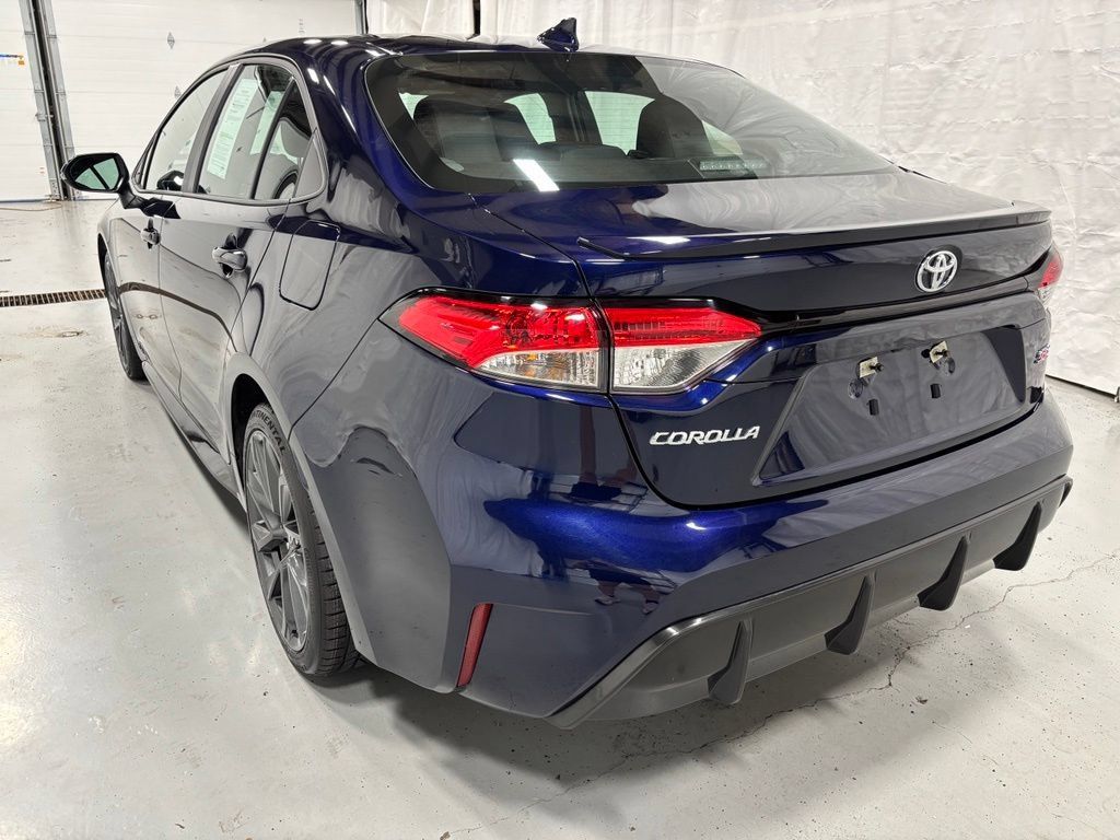 Used 2026 Toyota Corolla SE FWD image 5
