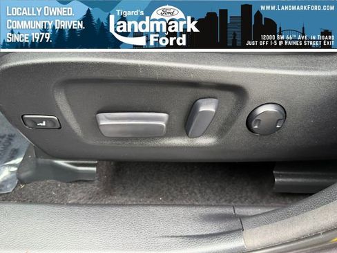 Used 2016 Toyota Highlander Limited AWD/4WD image 14