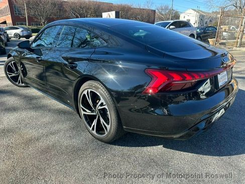 Used 2022 Audi e-tron GT Premium Plus w/ Performance Package image 3