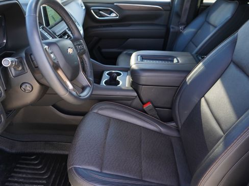 Used 2024 Chevrolet Tahoe High Country image 7