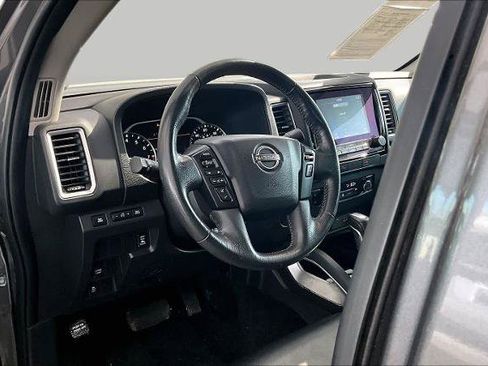Certified 2024 Nissan Frontier SL RWD image 18