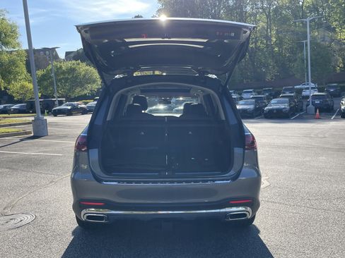 New 2026 Mercedes-Benz GLS 450 4MATIC image 8