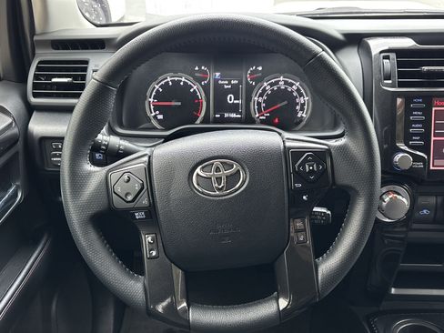 Used 2023 Toyota 4Runner TRD Off-Road AWD/4WD image 22