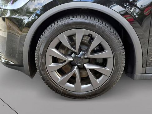 Used 2022 Tesla Model X Plaid AWD/4WD image 8