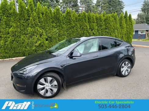 Used 2024 Tesla Model Y Long Range AWD/4WD image 4
