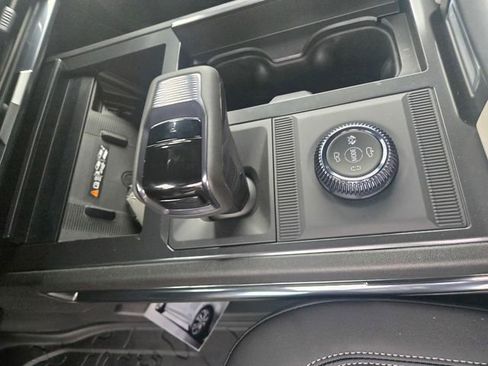 New 2026 GMC Hummer EV SUV image 17