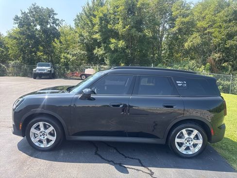 Certified 2025 MINI Cooper Countryman S image 2