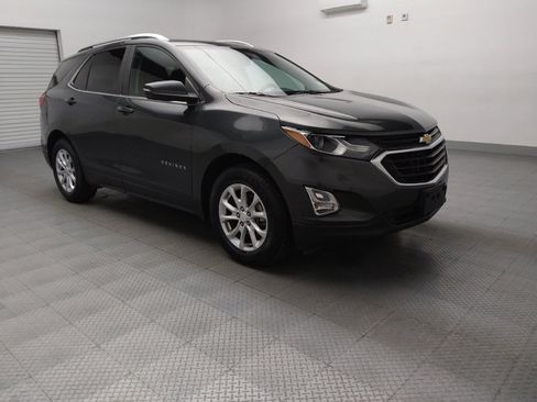 Used 2018 Chevrolet Equinox LT w/ Sun & Infotainment Package image 13
