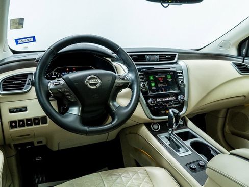 Used 2019 Nissan Murano Platinum w/ Cargo Package image 4