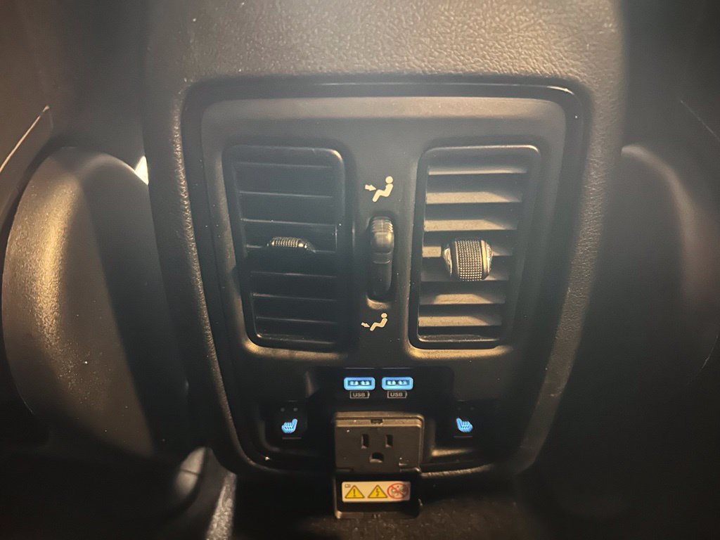 Used 2023 Dodge Durango GT AWD/4WD image 23