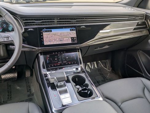 New 2026 Audi Q8 Premium Plus image 6