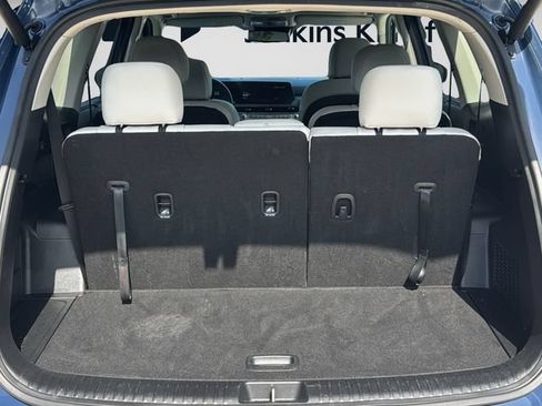 Used 2024 Kia Telluride EX w/ EX Captain's Chair Package AWD/4WD image 13