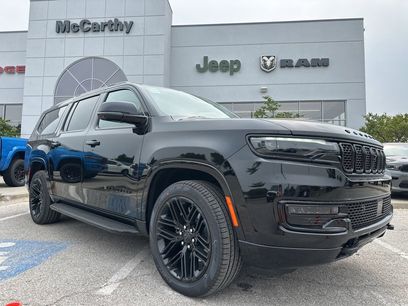 New 2025 Jeep Wagoneer L Series II w/ Convenience Group I