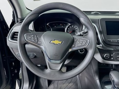 Used 2024 Chevrolet Equinox LS w/ LS Convenience Package FWD image 12