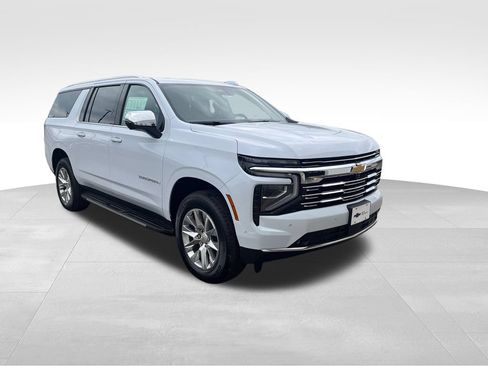 New 2026 Chevrolet Suburban Premier w/ Sun And Tow Package AWD/4WD image 7