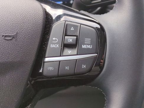 Certified 2024 Ford Escape Platinum image 24