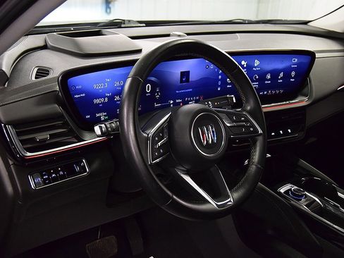 Used 2024 Buick Envision Preferred image 27