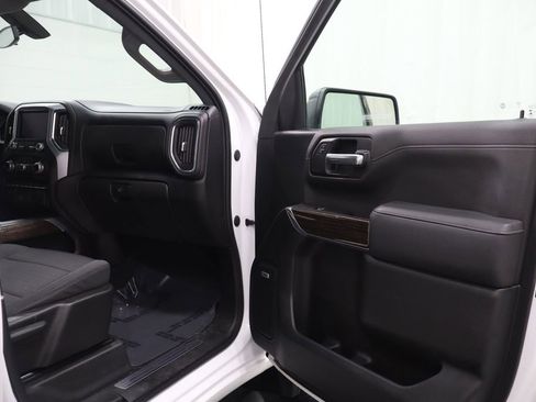 Used 2020 GMC Sierra 1500 Elevation w/ Elevation Value Package AWD/4WD image 15