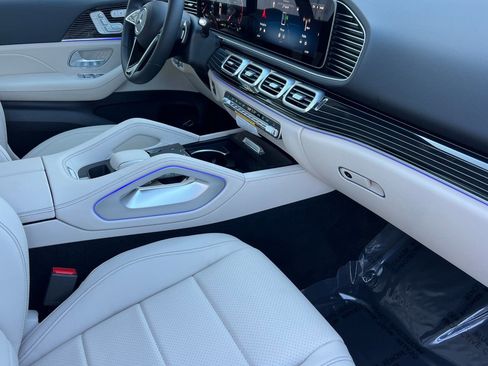 New 2026 Mercedes-Benz GLE 450 4MATIC image 18