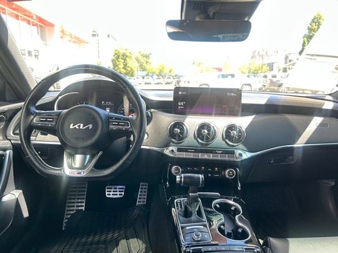 Used 2022 Kia Stinger GT-Line AWD/4WD image 13