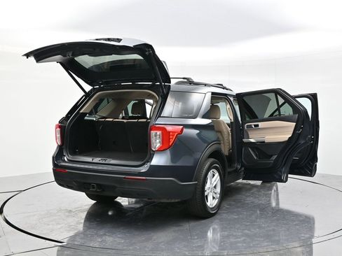 Certified 2022 Ford Explorer XLT w/ Class IV Trailer Tow Package image 61