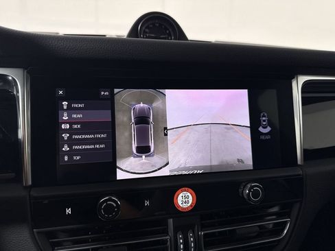 New 2026 Porsche Macan image 30