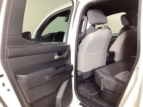 Used 2024 Toyota Tacoma TRD Off-Road AWD/4WD image 23