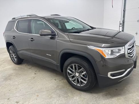Used 2019 GMC Acadia SLT AWD/4WD image 3